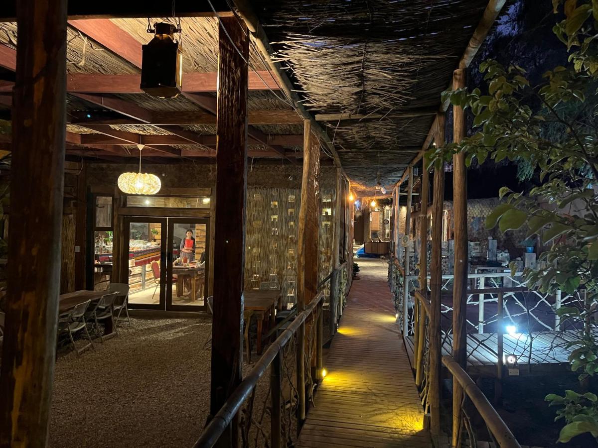 Nueva Lodge Estacion ซานเปโดร เด อาตากามา ภายนอก รูปภาพ